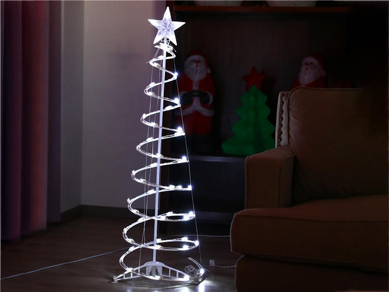4英尺发光的圣诞树
